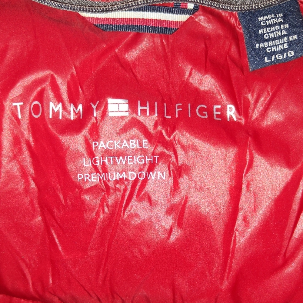 Tommy Hilfiger Women's Red Quilted Packable Puffer Jacket - Picture 3 of 5